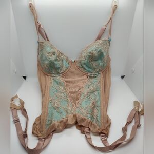 Bustier with garter straps M